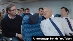 Spot koji je preplavio društvene mreže i u kome se dvojica pilota otimaju oko upravljača aviona, na čijem trupu je ispisano ime „Srbija“