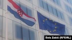 Zastava Hrvatske i EU