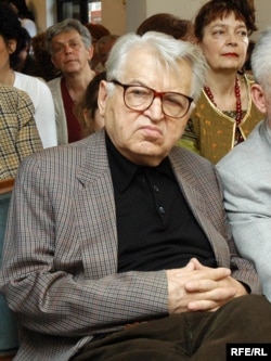 Dobrica Ćosić