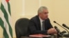 Основная часть доклада Хаджимба прозвучала на абхазском языке и продолжалась более получаса
