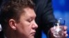 Глава "Газпрома" Алексей Миллер посчитал чрезмерными финансовые запросы игрока "Зенита" Игоря Денисова и отказался с ним встречаться