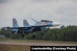 Су-30SM2 თვითმფრინავი, რომელიც ბელარუსმა 2025 წლის მაისში მიიღო რუსეთიდან