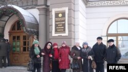 Җәй көне сыйныфлары белән кабат Казанга килергә җыена Тоболның 15-нче мәктәбендә укучылар