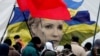 Якби Тимошенко звільнили, Янукович вже втратив би владу – політолог