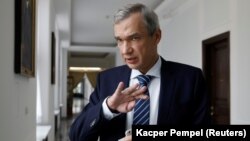 Ֆրանսիայում և Լեհաստանում Բելառուսի նախկին դեսպան Պավել Լատուշկո, արխիվ