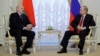 Аляксандар Лукашэнка і Ўладзімір Пуцін падчас перамоваў у Санкт-Пецярбургу. 3 сакавіка 2017 году