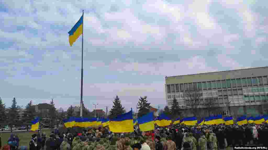 На День єднання в Херсоні зібралося немало військових