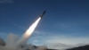Testiranje taktičkog raketnog sistema ATACMS (Army Tactical Missile System) na poligonu White Sands u Novom Meksiku.