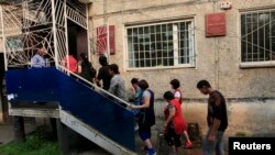 Ижтимоий адаптация лойиҳаси доирасида меҳнат мигрантларига ишга кириш ва рухсатнома олишда имтиёзлар берилиши кўзда тутилган.