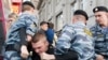 Законопроект, внесенный в Госдуму, может ужесточить ответственность сотрудников МВД за правонарушения.