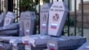 Символічні картонні труни біля посольства Росії в Україні з написами «Груз 200. ЧВК «Вагнера» під час акції проти російської агресії на Донбасі. Київ, 2 червня 2018 року