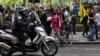 Нравится ли это участникам движения "Occupy..." или нет, но им в любом случае придется встраиваться в действующую политическую систему, если они хотят преуспеть в достижении своих целей, - уверены эксперты.