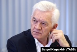 Kako je bivši ruski pravoslavni monah završio na čelu velike građevinske kompanije u Sankt Peterburgu? Možda ima veze sa njegovim tastom: Genadijem Timčenkom.