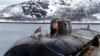Подлодка "Курск". Мурманск, 1999 год