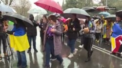 Igračke za stradalu djecu Ukrajine ispred Parlamenta Crne Gore
