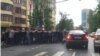 Рейд давомида қўлга олинган муҳожирлар ана шу кўринишда Москва кўчаларида "сазойи" қилинди.