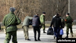 Обмін полоненими на Донбасі, архівне фото