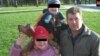 Павел Дроздов, погибший после пыток в отделе полиции "Юдино", и двое из его четырех детей