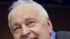 Доктор философии Юрий Левада вместе со своей командой пришел во ВЦИОМ в 1988 году