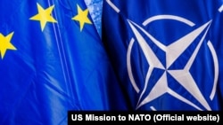 Zastave NATO-a i EU (ilustrativna fotografija )