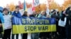 Ілюстраційне фото. Акція протесту проти агресії Росії в Україні та Сирії перед самітом «Нормандської четвірки». Берлін, листопад 2016 року